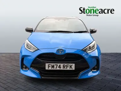 Second-hand Toyota Yaris Hybrid Edition 128 CP (94 kW) 2024 Albastru Hatchback