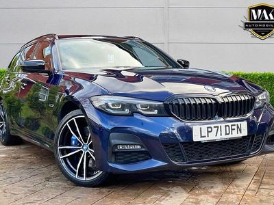 Usado BMW 330e M Sport 2021 Azul Familiar