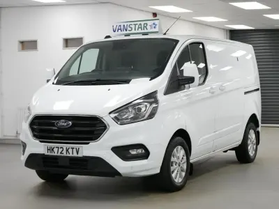 Begagnad Ford Transit Custom Limited 130 HK (95 kW) 2022 Vit Van