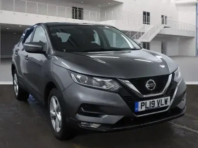 Used Nissan Qashqai Acenta Premium 115 HP (84 kW) 2019 Grey SUV