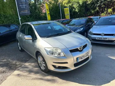 Used Toyota Auris 2009 Silver Hatchback