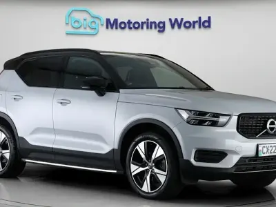 Used Volvo XC40 Plus 211 HP (155 kW) 2021 Silver SUV