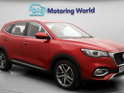 Red Used 2023 MG HS Excite SUV | £12,400 (Fair price)