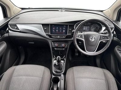 Used Vauxhall Mokka X Design Edition 138 HP (101 kW) 2017 White SUV