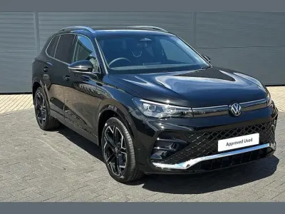 New VW Tiguan R-line 150 HP (110 kW) 2025 Black SUV
