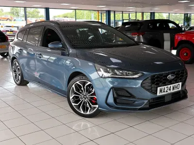 Used Ford Focus ST-Line X 125 HP (91 kW) 2024 Blue Estate