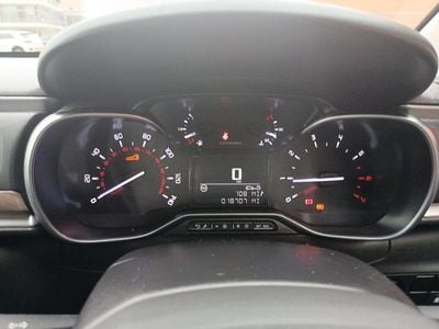 White Used 2022 Citroën C3 PureTech Hatchback | £11,888 (Fair price)