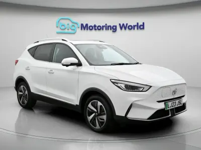 Used MG ZS Trophy 114 kW (156 HP) 2023 White SUV