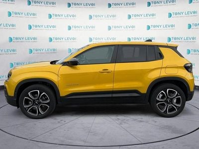 Used Jeep Avenger Summit 100 HP (73 kW) 2025 Yellow SUV