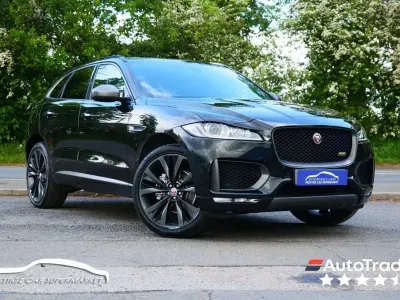 Usado Jaguar F-Pace S 300 HP (220 kW) 2019 Preto SUV