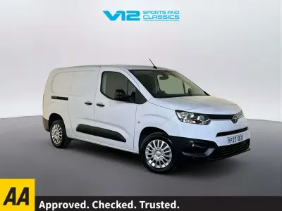 Used Toyota Proace 100 HP (73 kW) 2023 White MPV