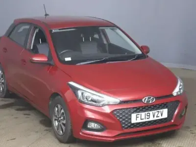 Used Hyundai i20 SE 84 HP (61 kW) 2019 Red Hatchback