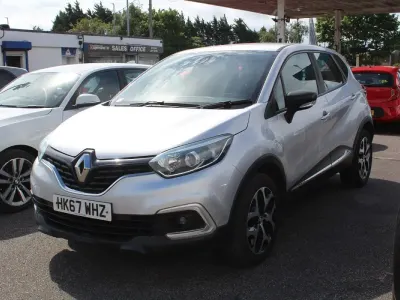 Used Renault Captur Dynamique 90 HP (66 kW) 2018 Silver SUV
