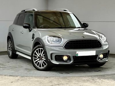 Usado Mini Cooper D Sport 150 HP (110 kW) 2019 Cinzento Citadino