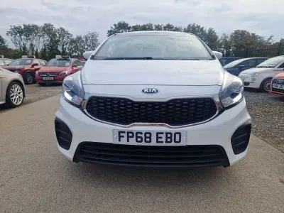 Used Kia Carens 135 HP (99 kW) 2018 White MPV