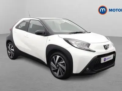 Used Toyota Aygo X 72 HP (52 kW) 2025 White SUV