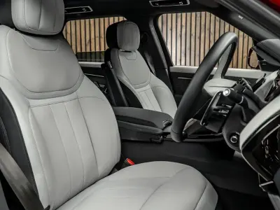 Gebraucht Land Rover Range Rover Sport S 530 PS (389 kW) 2023 Rot SUV