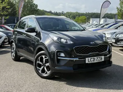 Usado Kia Sportage 136 HP (100 kW) 2021 Preto SUV