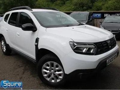 Used Dacia Duster Comfort 91 HP (66 kW) 2022 Glacier white SUV