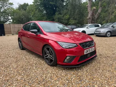 Begagnad Seat Ibiza FR Sport 115 HK (84 kW) 2020 Röd Halvkombi
