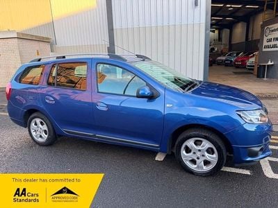 Blue Used 2014 Dacia Logan MCV Lauréate Estate | £4,495 (Fair price)