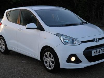 Used Hyundai i10 SE 87 HP (63 kW) 2014 White Hatchback