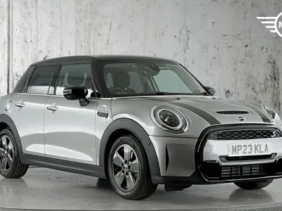 Used Mini Cooper S Classic 176 HP (129 kW) 2023 Silver Hatchback