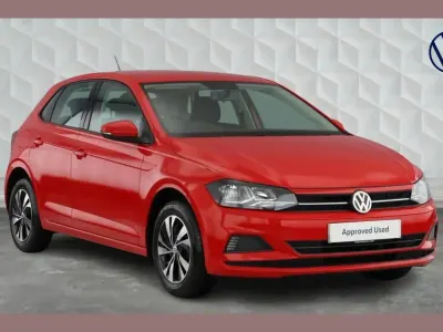 Used VW Polo SE 95 HP (69 kW) 2018 Red Hatchback