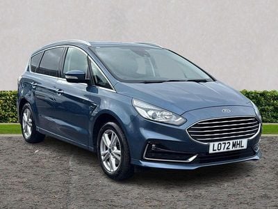 Used Ford S-MAX Titanium 190 HP (139 kW) 2022 Blue MPV
