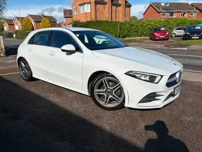 Used Mercedes A180 AMG line 136 HP (100 kW) 2019 White Hatchback