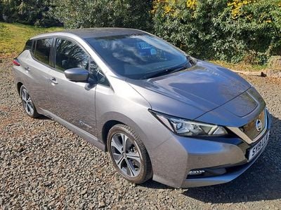 Używany Nissan Leaf Tekna 110 kW (150 KM) 2019 Szary Hatchback
