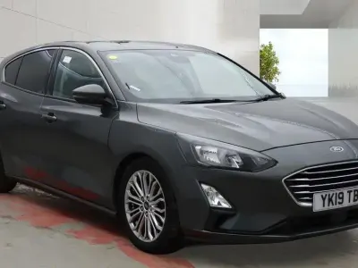 Second-hand Ford Focus Titanium X 120 CP (88 kW) 2019 Gri Hatchback