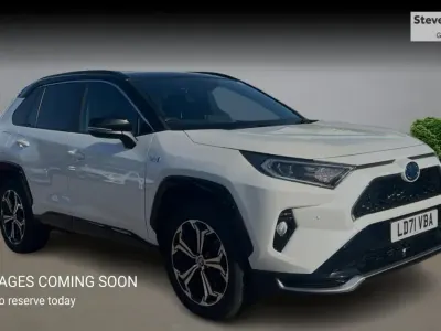 Second-hand Toyota RAV4 2021 Alb SUV