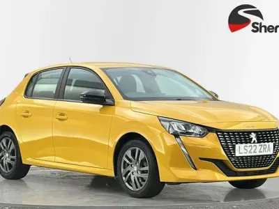 Used Peugeot 208 Active Premium 75 HP (55 kW) 2022 Yellow Hatchback