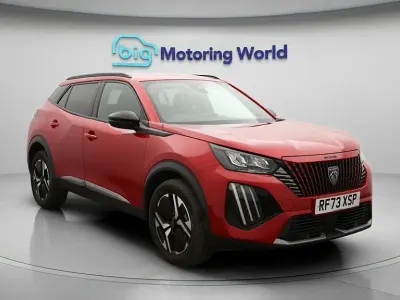Second-hand Peugeot 2008 Allure 130 CP (95 kW) 2023 Roșu SUV