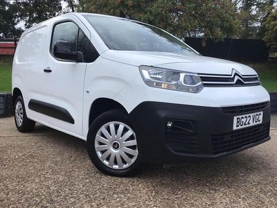 Used Citroën Berlingo 100 HP (73 kW) 2022 White MPV