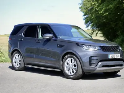Used Land Rover Discovery SE 306 HP (225 kW) 2019 Grey SUV