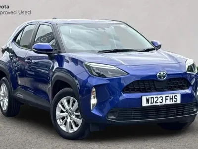 Used Toyota Yaris Cross 116 HP (85 kW) 2023 Blue SUV