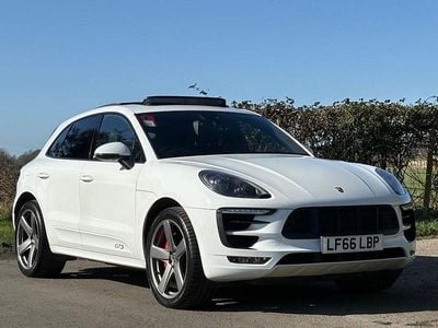Used Porsche Macan 360 HP (264 kW) 2016 White SUV