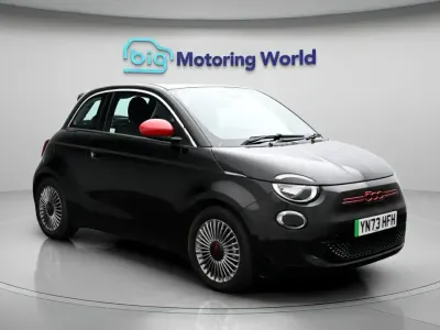Second-hand Fiat 500e Red 69 kW (95 CP) 2024 Negru Hatchback