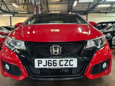 Used Honda Civic Sport 120 HP (88 kW) 2016 Red Hatchback
