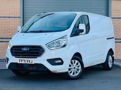 Used Ford Transit Custom Limited 130 HP (95 kW) 2022 White Van