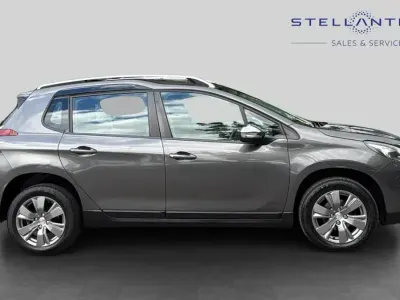 Käytetty Peugeot 2008 Active 81 HP (59 kW) 2019 Harmaa Katumaasturi