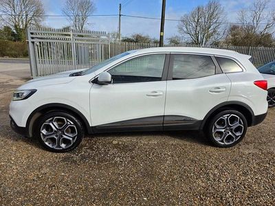Usado Renault Kadjar Dynamique 130 HP (95 kW) 2018 Branco SUV