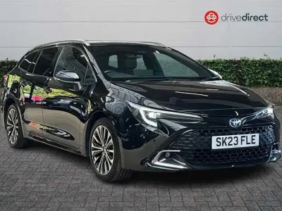 Used Toyota Corolla Design 140 HP (102 kW) 2023 Black Estate