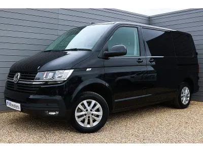 Begagnad VW Transporter Highline 2023 Svart Van