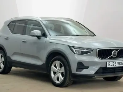 Used Volvo XC40 Core 161 HP (118 kW) 2026 SUV