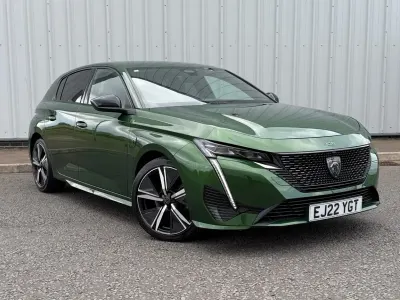 Used Peugeot 308 GTi 130 HP (95 kW) 2022 Green Hatchback