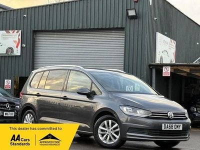 Used VW Touran SE 115 HP (84 kW) 2018 Grey MPV