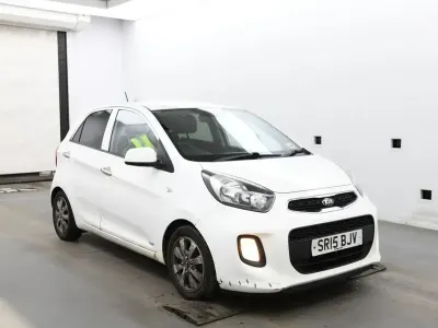 Used Kia Picanto 68 HP (50 kW) 2015 White Hatchback